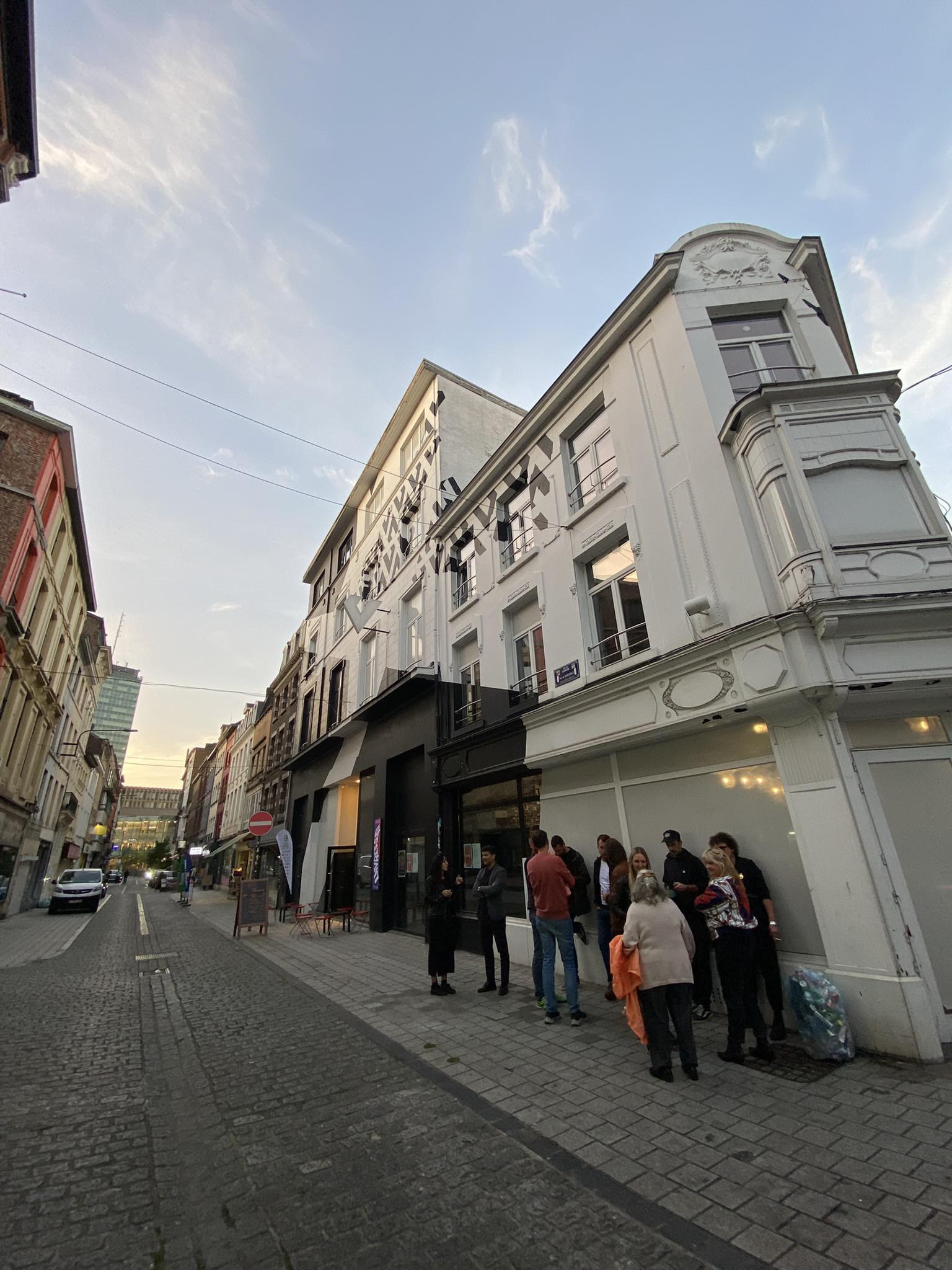 vecteur_charleroi_livresse